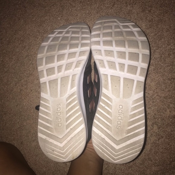 adidas cloud foam shoes! - Picture 8 of 8